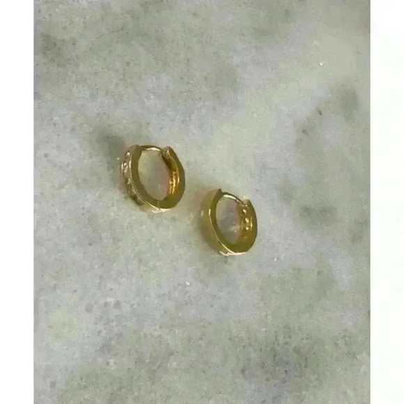 COPY - COPY - Gold Crystal Thick Small Huggie Hoop Earrings Brand New - Picture 4 of 4